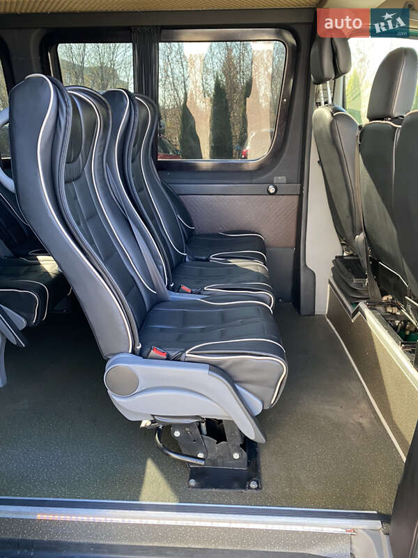 Микроавтобус Volkswagen Crafter 2014 в Ровно