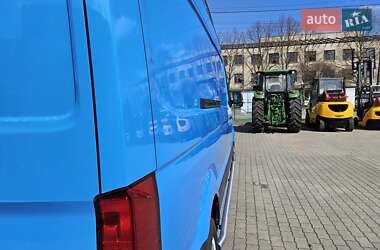 Грузовой фургон Volkswagen Crafter 2020 в 