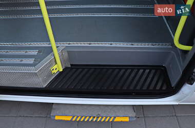 Мікроавтобус Volkswagen Crafter 2015 в 