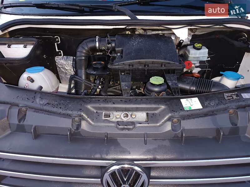 Микроавтобус Volkswagen Crafter 2013 в Старой Выжевке