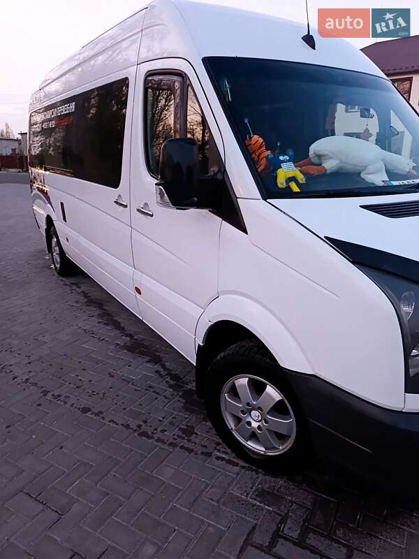 Микроавтобус Volkswagen Crafter 2013 в Старой Выжевке