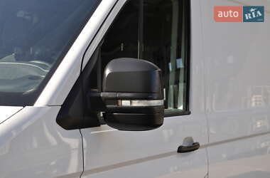 Грузовой фургон Volkswagen Crafter 2022 в 