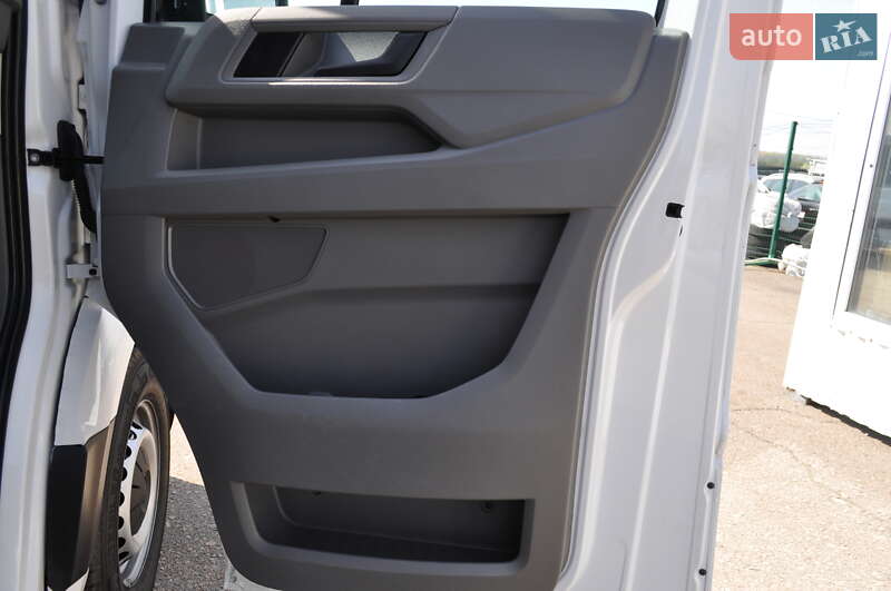 Грузовой фургон Volkswagen Crafter 2021 в Киеве