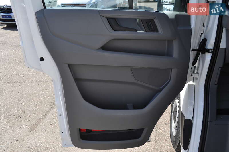 Грузовой фургон Volkswagen Crafter 2021 в Киеве