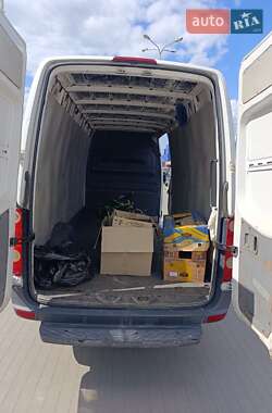 Грузовой фургон Volkswagen Crafter 2013 в 