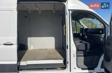 Грузовой фургон Volkswagen Crafter 2021 в 