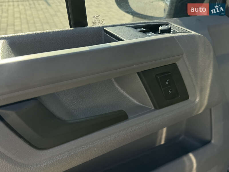 Вантажний фургон Volkswagen Crafter 2019 в Ковелі