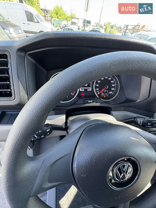 Вантажний фургон Volkswagen Crafter 2019 в Києві