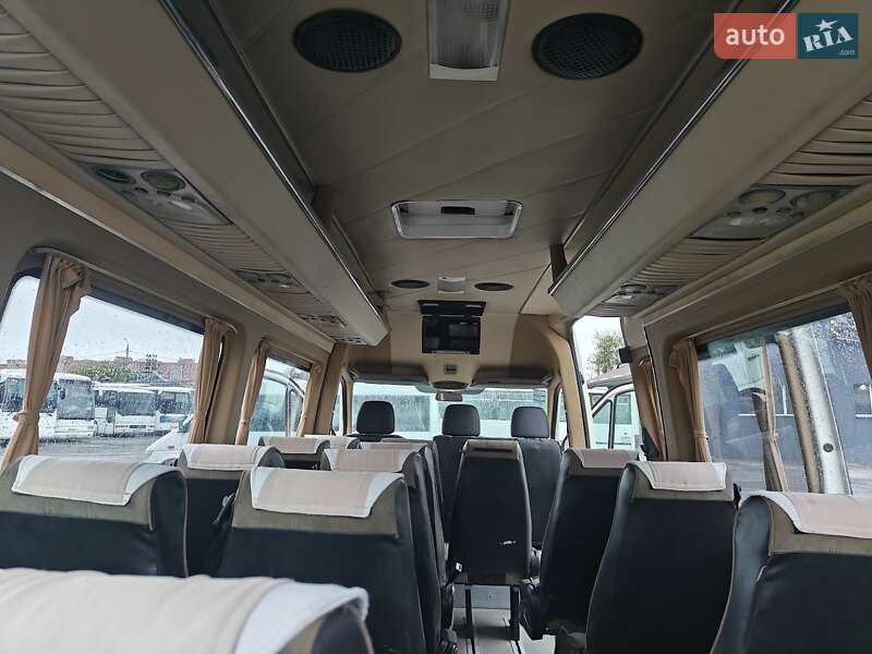 Микроавтобус Volkswagen Crafter 2007 в Днепре