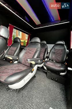 Микроавтобус Volkswagen Crafter 2010 в 