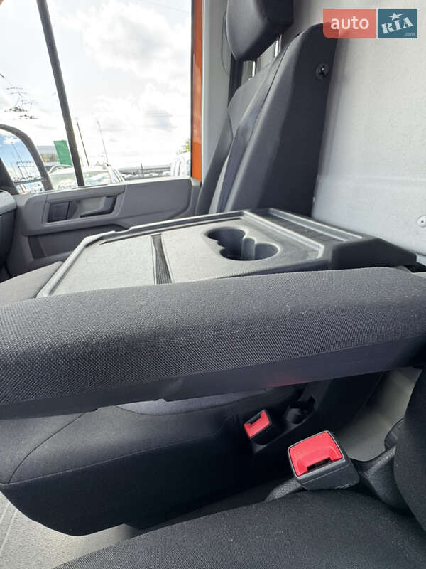 Вантажний фургон Volkswagen Crafter 2021 в Києві