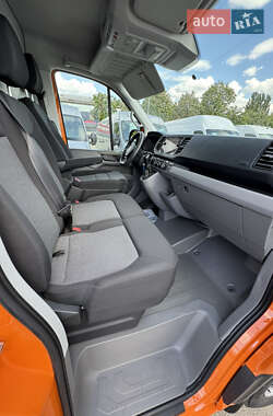 Грузовой фургон Volkswagen Crafter 2021 в 
