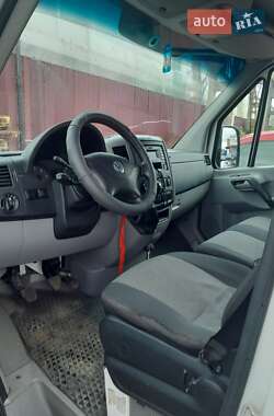 Грузовой фургон Volkswagen Crafter 2012 в 