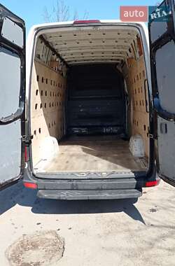 Грузовой фургон Volkswagen Crafter 2016 в 