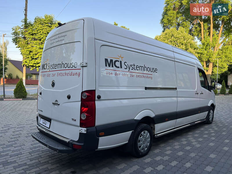 Грузовой фургон Volkswagen Crafter 2014 в Черновцах