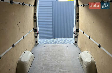 Вантажний фургон Volkswagen Crafter 2014 в 