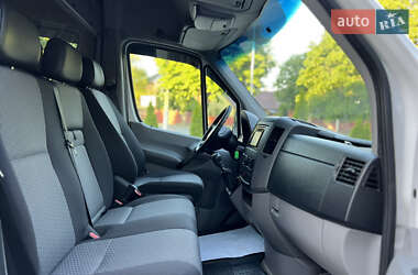 Вантажний фургон Volkswagen Crafter 2014 в 