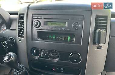 Грузовой фургон Volkswagen Crafter 2012 в 