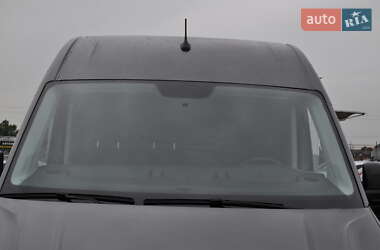 Вантажний фургон Volkswagen Crafter 2020 в 