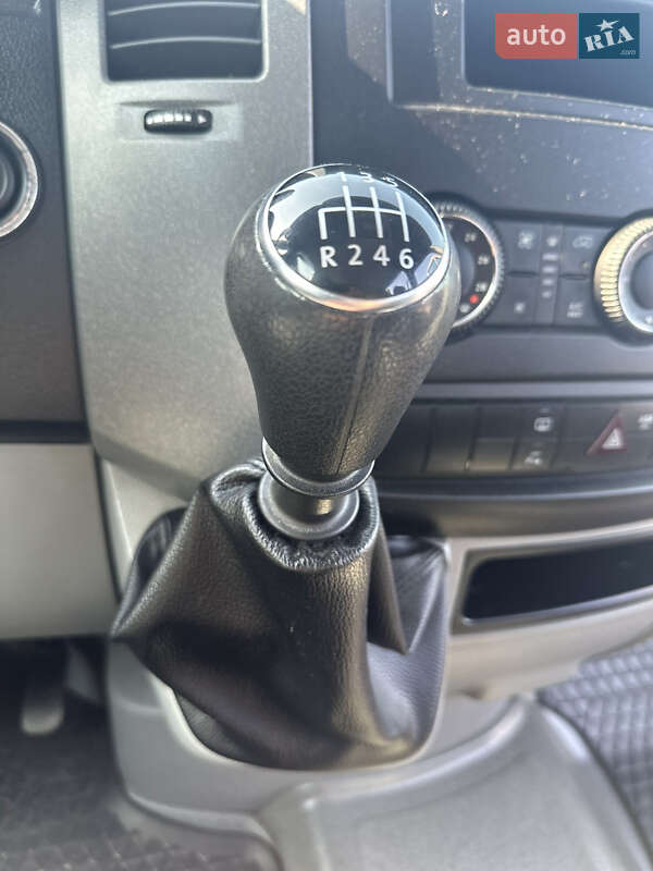 Другие автобусы Volkswagen Crafter 2013 в Черновцах