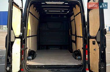 Грузовой фургон Volkswagen Crafter 2020 в 