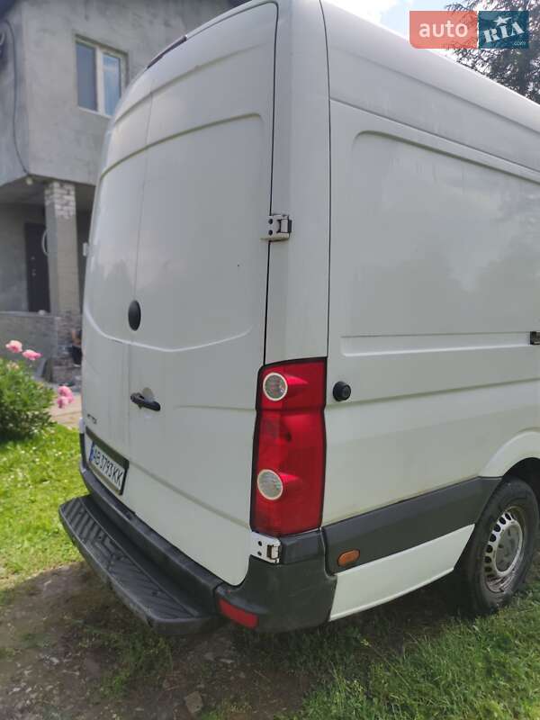Грузовой фургон Volkswagen Crafter 2012 в Киеве