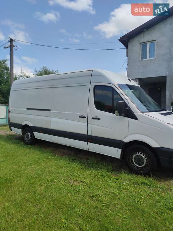 Грузовой фургон Volkswagen Crafter 2012 в Киеве