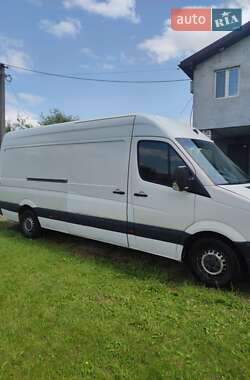 Грузовой фургон Volkswagen Crafter 2012 в 