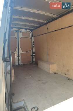 Грузовой фургон Volkswagen Crafter 2007 в 