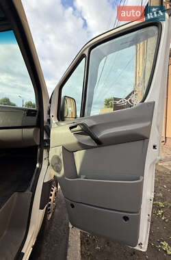 Туристический / Междугородний автобус Volkswagen Crafter 2013 в 