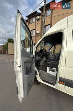 Туристический / Междугородний автобус Volkswagen Crafter 2013 в 