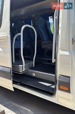 Туристический / Междугородний автобус Volkswagen Crafter 2013 в 