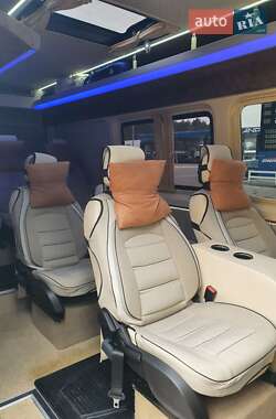 Микроавтобус Volkswagen Crafter 2015 в 