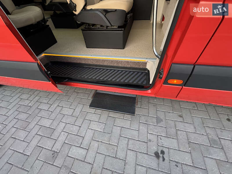 Микроавтобус Volkswagen Crafter 2012 в Олыке
