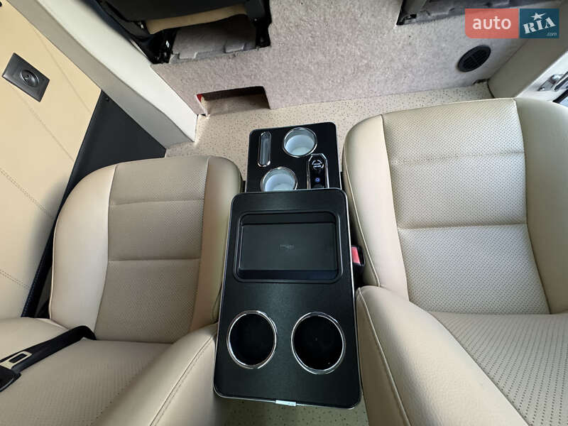 Микроавтобус Volkswagen Crafter 2012 в Олыке