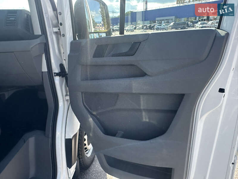Вантажний фургон Volkswagen Crafter 2017 в Житомирі