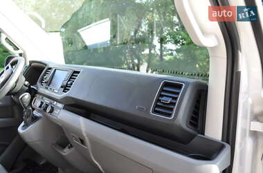 Грузовой фургон Volkswagen Crafter 2020 в 