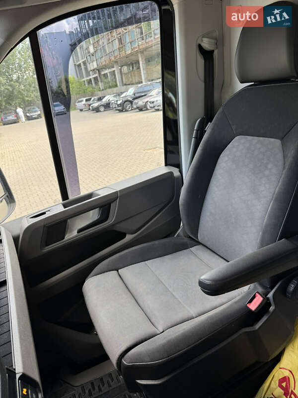 Грузовой фургон Volkswagen Crafter 2018 в Черновцах