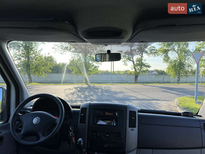 Автовоз Volkswagen Crafter 2011 в Владимире
