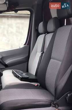 Грузовой фургон Volkswagen Crafter 2013 в 