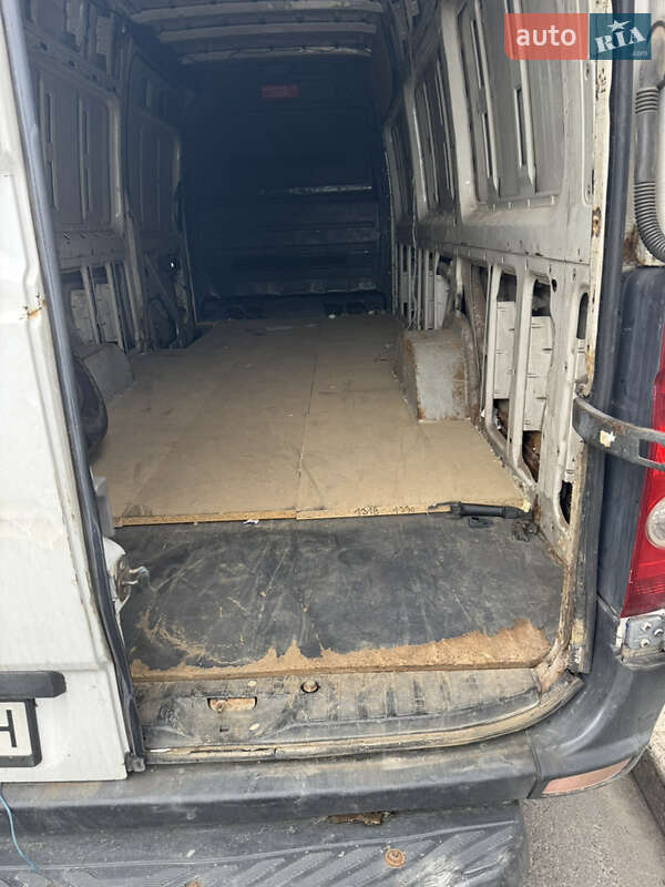 Грузовой фургон Volkswagen Crafter 2007 в Киеве фото 26 Грузовой фургон Volkswagen Crafter 2007 в Киеве