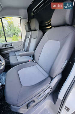 Грузовой фургон Volkswagen Crafter 2020 в 