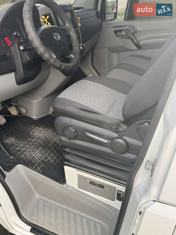 Вантажний фургон Volkswagen Crafter 2014 в Хмельницькому