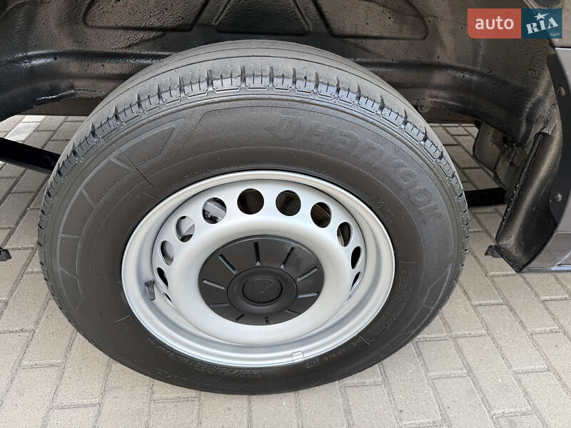 Грузовой фургон Volkswagen Crafter 2022 в Дубно