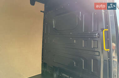 Грузовой фургон Volkswagen Crafter 2022 в 