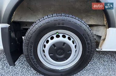 Грузовой фургон Volkswagen Crafter 2016 в 