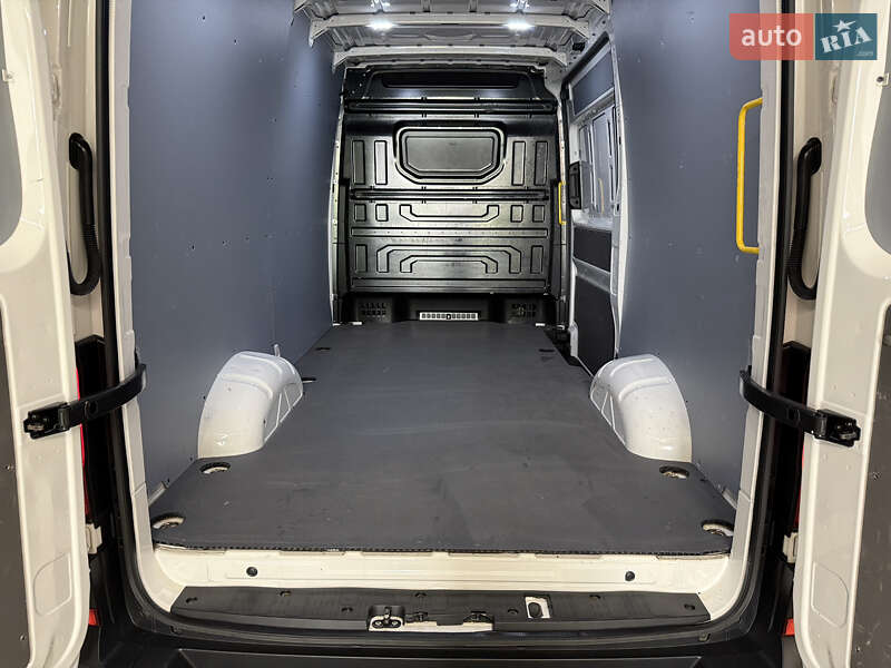 Вантажний фургон Volkswagen Crafter 2020 в Володимирі