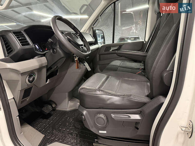 Вантажний фургон Volkswagen Crafter 2020 в Володимирі