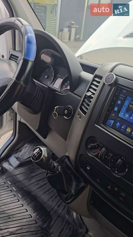 Volkswagen Crafter 2013