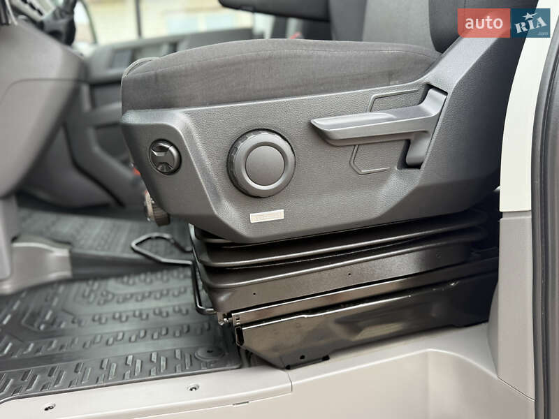 Грузовой фургон Volkswagen Crafter 2021 в Киеве